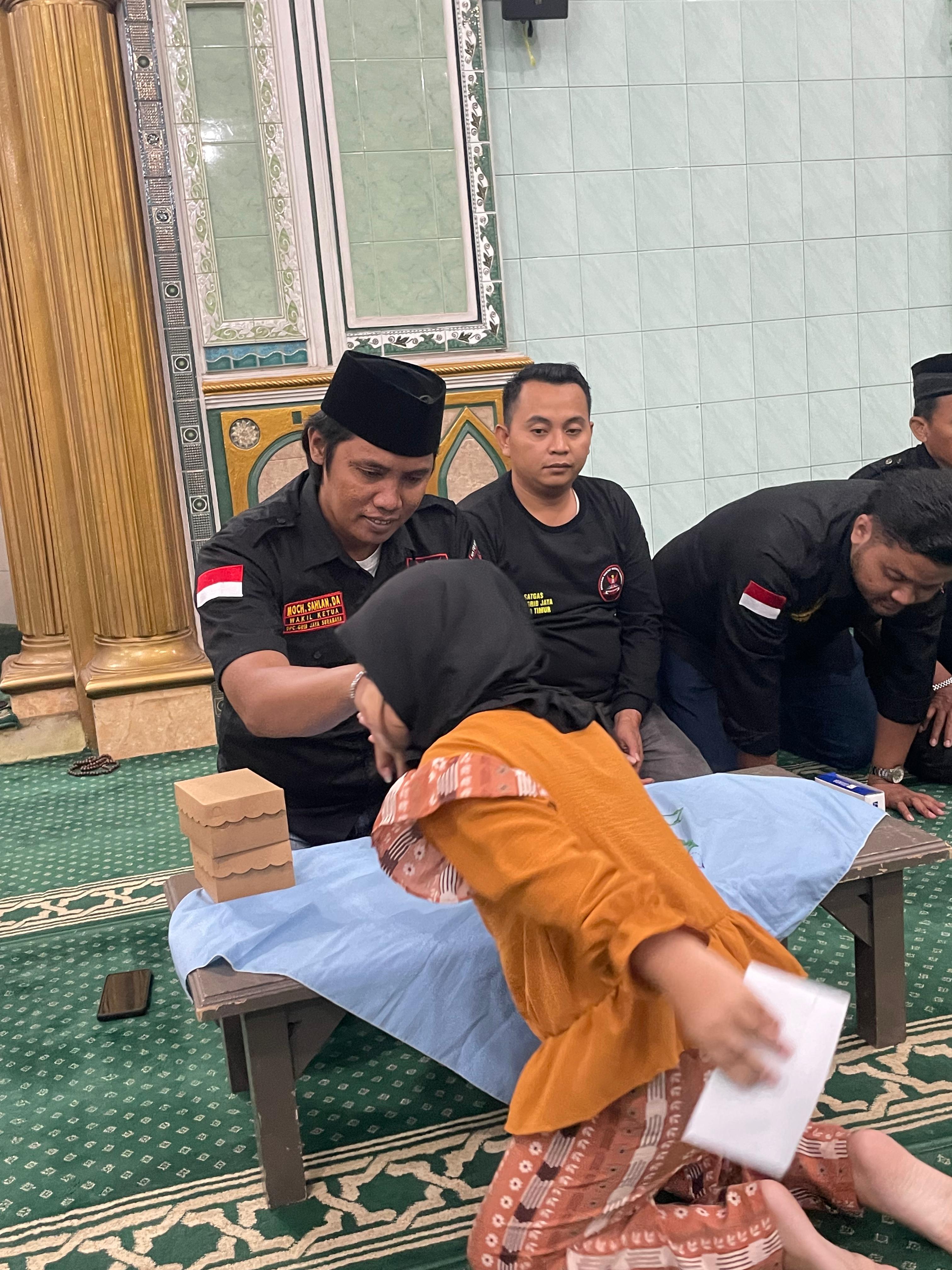 DPC GRIB Jaya Kota Surabaya Salurkan Santunan Anak Yatim di Kutisari